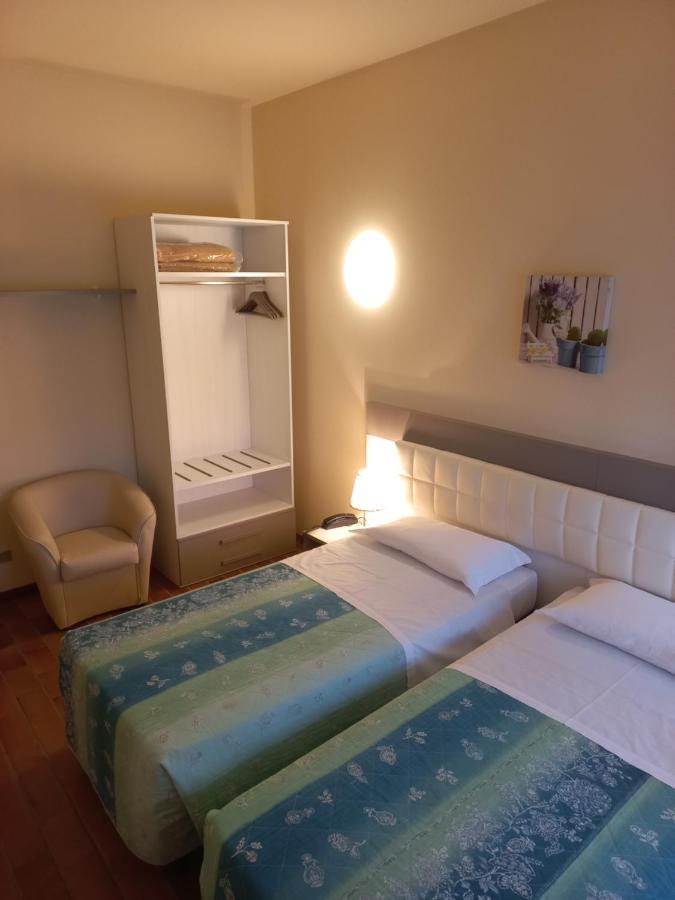 Park Hotel Castel San Pietro Terme Exterior photo